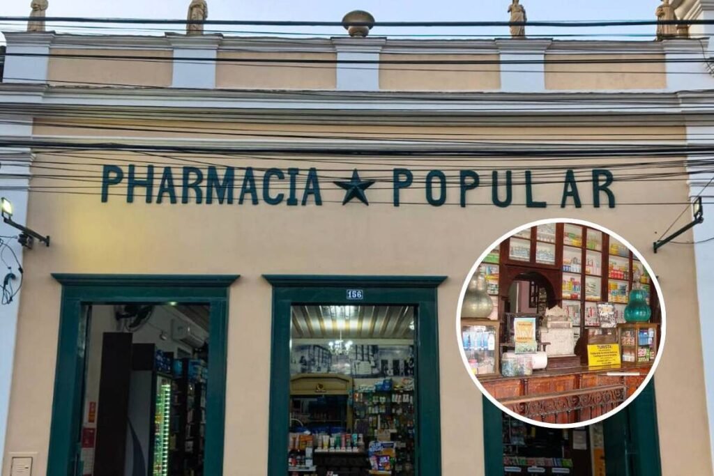 Fachada histórica da Pharmacia Popular em Bananal, destacando ladrilhos franceses e arquitetura do Império.