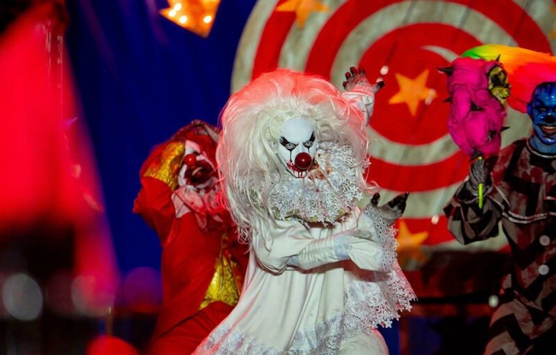 Decoração temática de terror na Hora do Horror do Hopi Hari