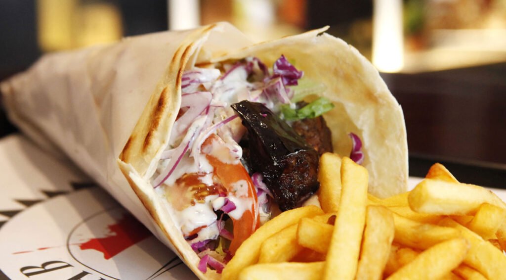 Delicioso Kebab com combinações de sabores no Kebab Paris em São Paulo