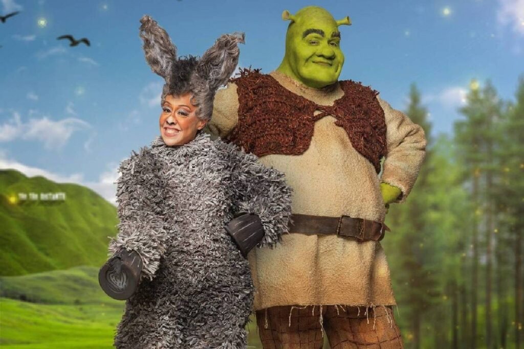 Cartaz do musical Shrek com personagens principais em destaque