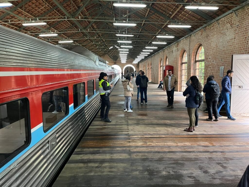 Trem do Expresso Turístico da CPTM em viagem para Paranapiacaba