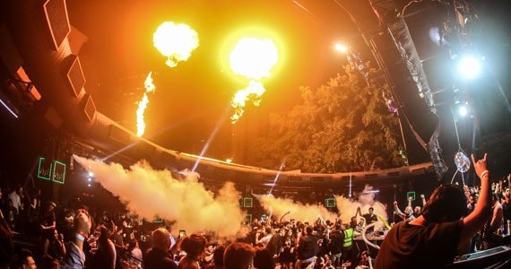 Vila JK São Paulo durante show ao vivo
