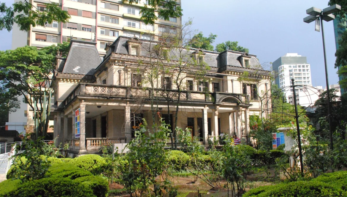 oficinas e contações de histórias nos Museus-Casas de São Paulo