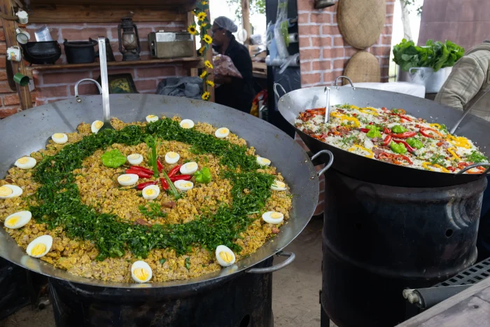 Festival Revelando SP 2026 com pratos típicos da culinária paulista
